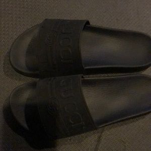 Gucci flip flops
